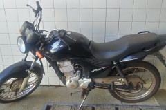 PCPR recupera moto furtada e indicia suspeito em Ribeirão do Pinhal