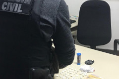 PCPR prende casal por tráfico de drogas em Curitiba