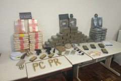 PCPR apreende drogas, armas e munições em apartamento na Capital 