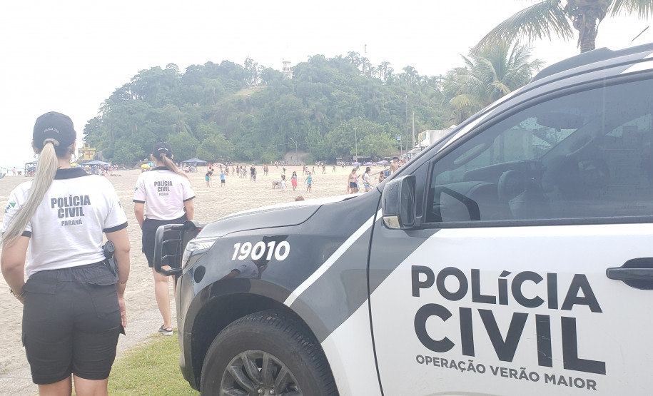 Policiais em trabalaho na Operação Verão Maior