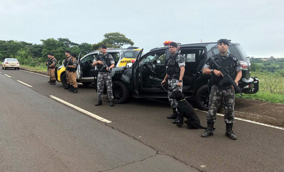 Policiais militares em operação na Costa Oeste