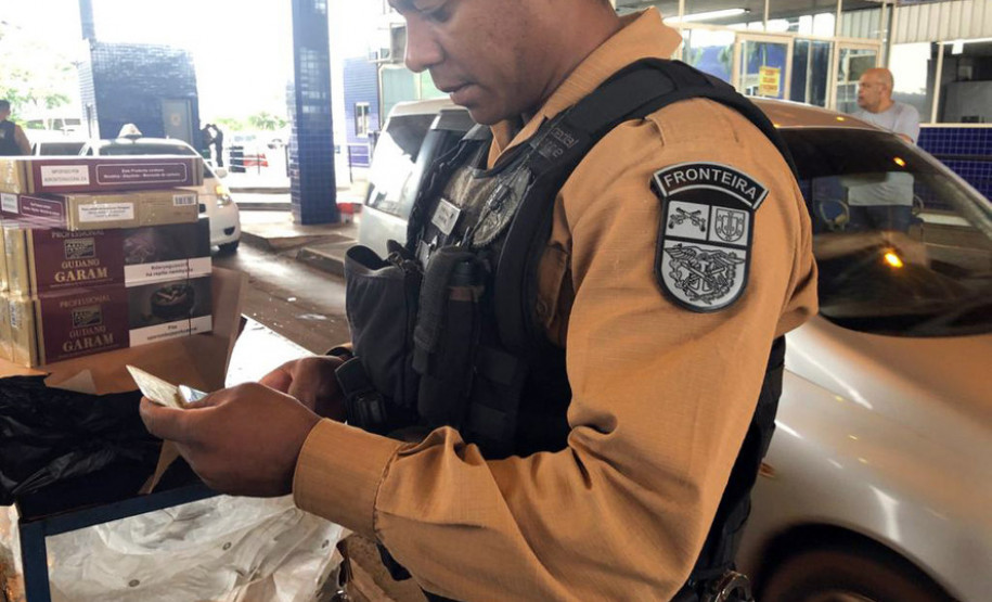 Policial militar em operação na Costa Oeste