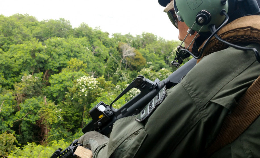 Polícia Civil do Paraná em operações aéreas na Costa Oeste