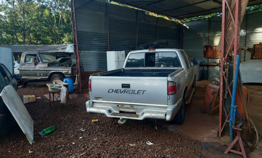 Veículo furtado é recuperado em Foz do Iguaçu