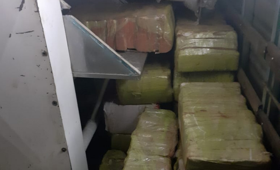 Apreensão de 3,1 toneladas de maconha