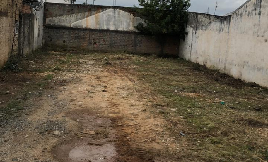 Espaõ da PCPR vazio