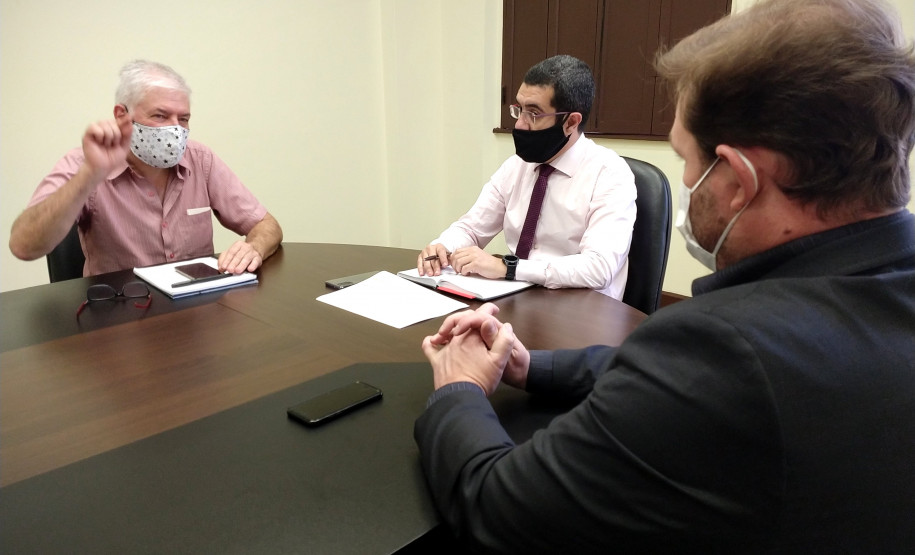 Comissão da PCPR com a Banca da UFPR