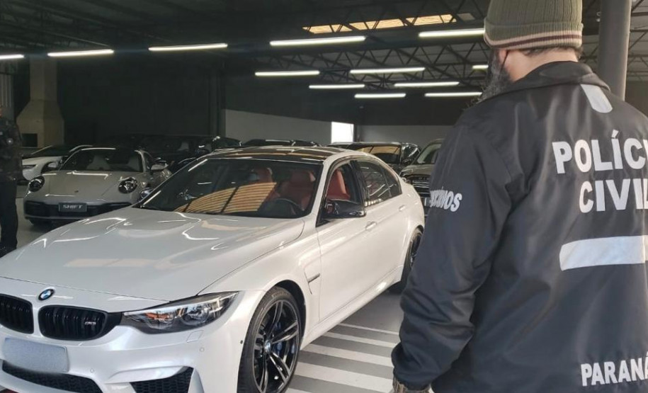 Carro apreendido na ação