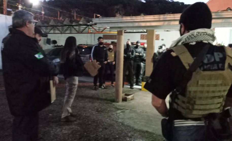 Policiais civis reunidos
