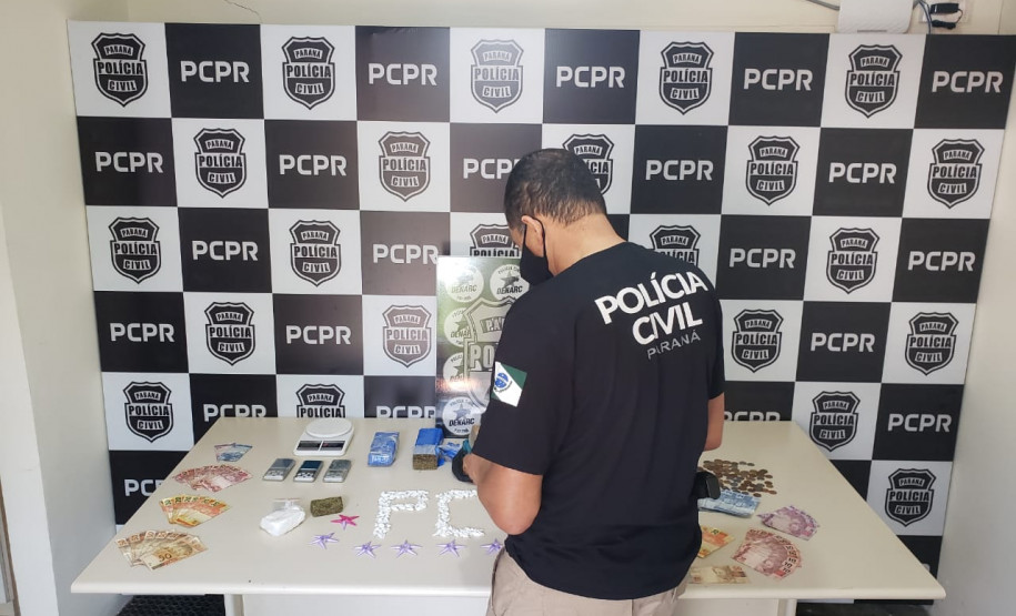 PCPR deflagra operação contra o tráfico de drogas e prende quatro pessoas em Curitiba