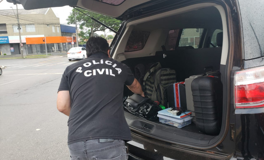 PCPR prende 22 pessoas suspeitas de adulterar quilometragens de veículos para venda