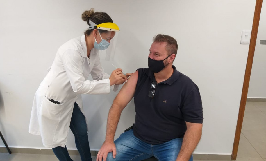 Policiais Civis do Paraná já estão sendo vacinados