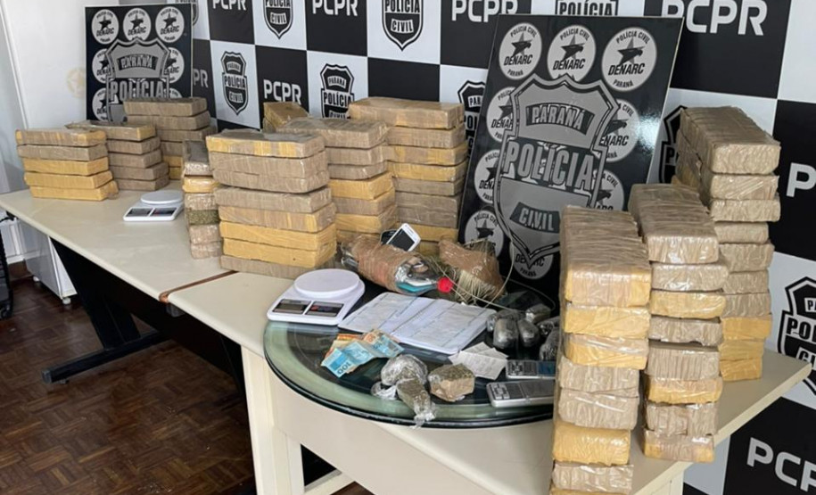 PCPR prende três integrantes de organização criminosa e apreende 100 quilos de maconha na grande Curitiba