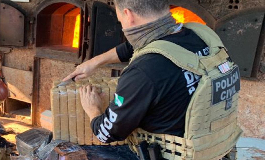 PCPR incinera duas toneladas de maconha em Santa Terezinha do Itaipu