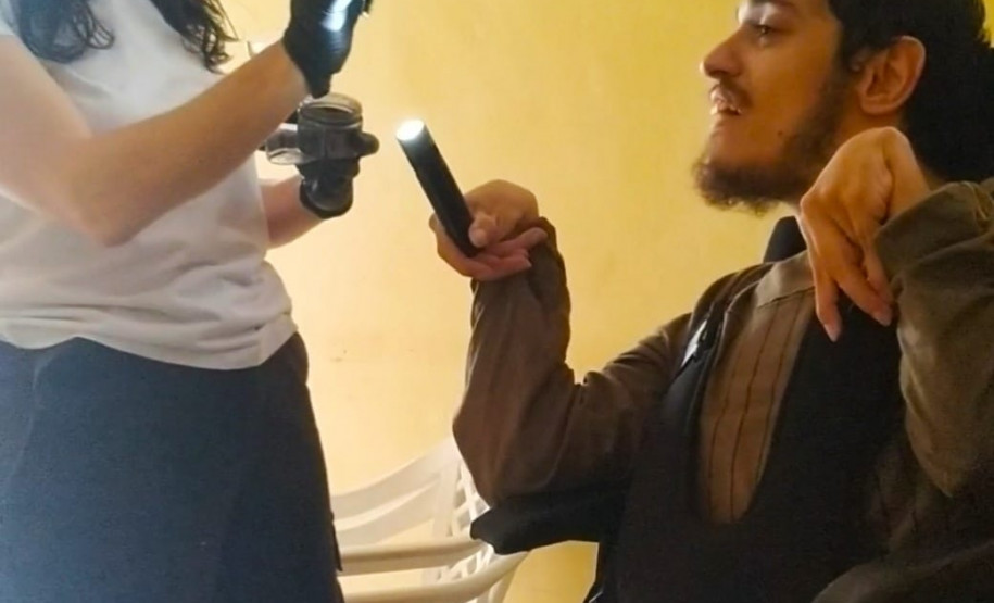 PCPR visita jovem e realiza sonho de conhecer agentes de segurança pública