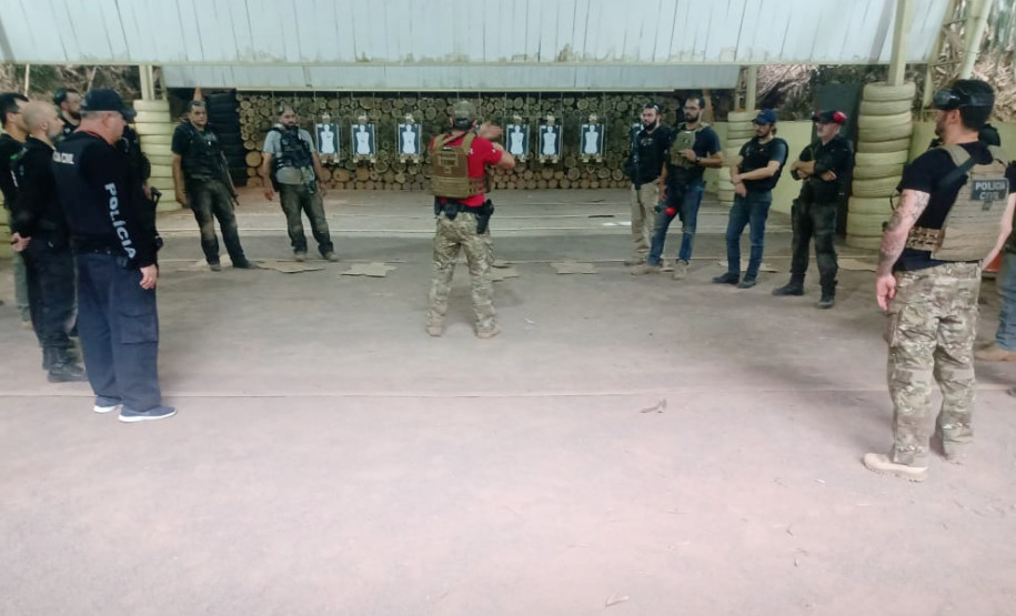 Participantes do curso reunidos