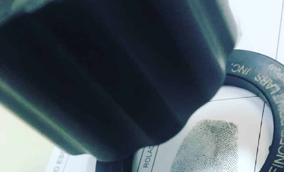 PCPR identifica pessoa através de perícia papiloscópica em Curitiba