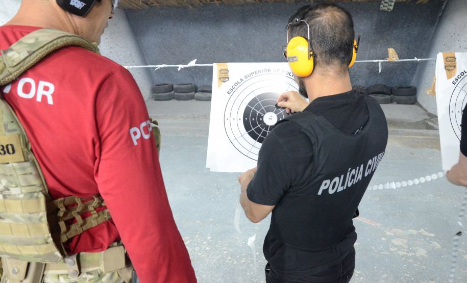 PCPR promove cursos de atualização de armamento e tiro em Curitiba