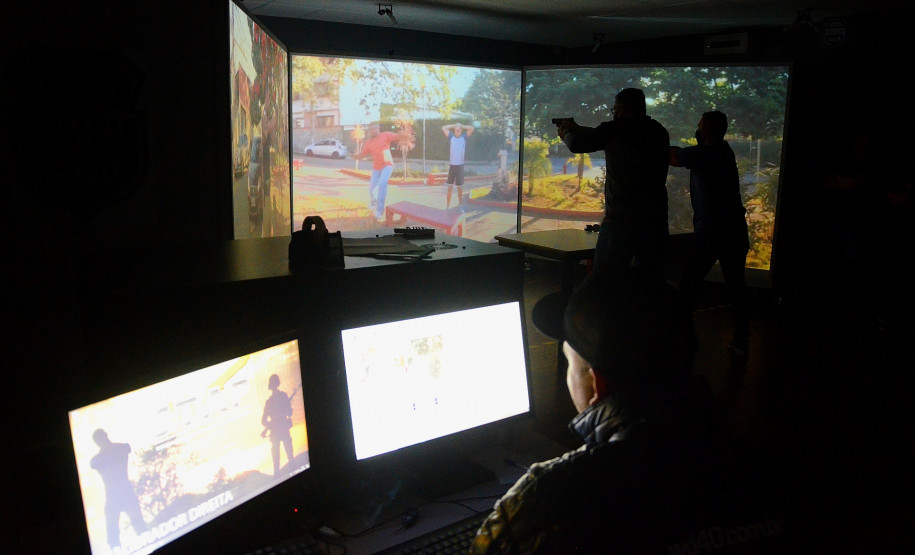 PCPR promove cursos de atualização de armamento e tiro em Curitiba