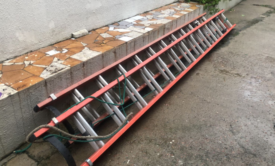 Equipe apreende equipamentos de furto