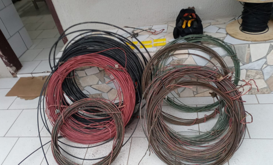 Fios elétricos são apreendidos em Guaratuba