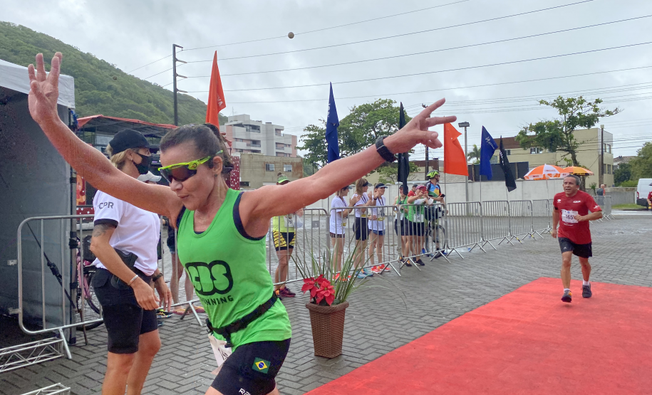 PCPR participa de corrida de rua em Guaratuba