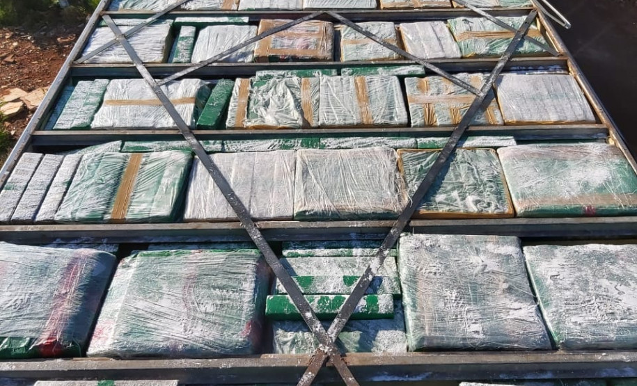 PCPR apreende droga em caminhão na BR-277