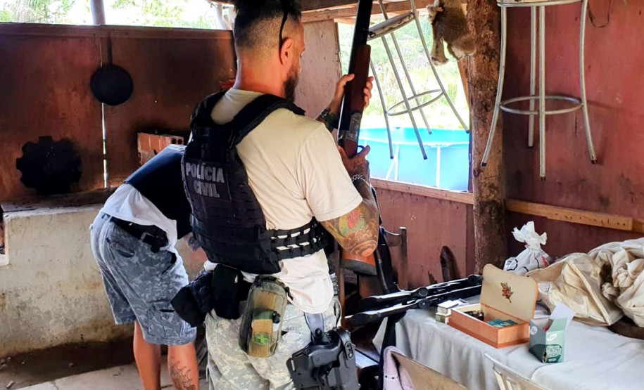 PCPR apreende armas e munições em Guaratuba