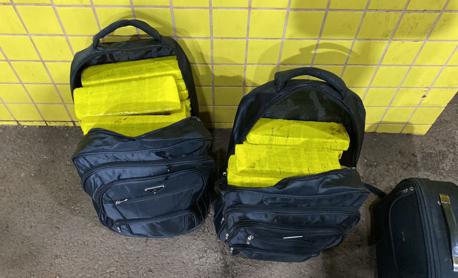 Droga é encontrada e bagagens de passageiras de ônibus interestadual