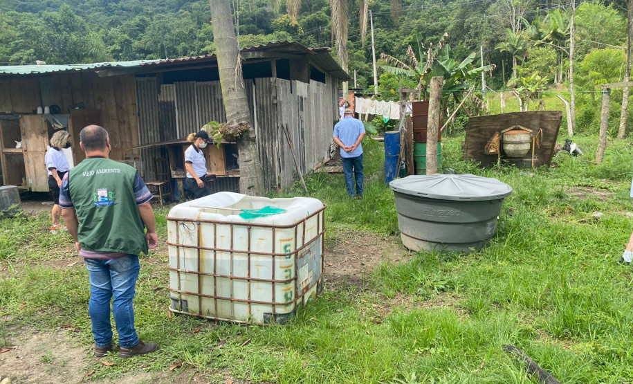 PCPR prende em flagrante homem por maus tratos a oito animais em Guaratuba