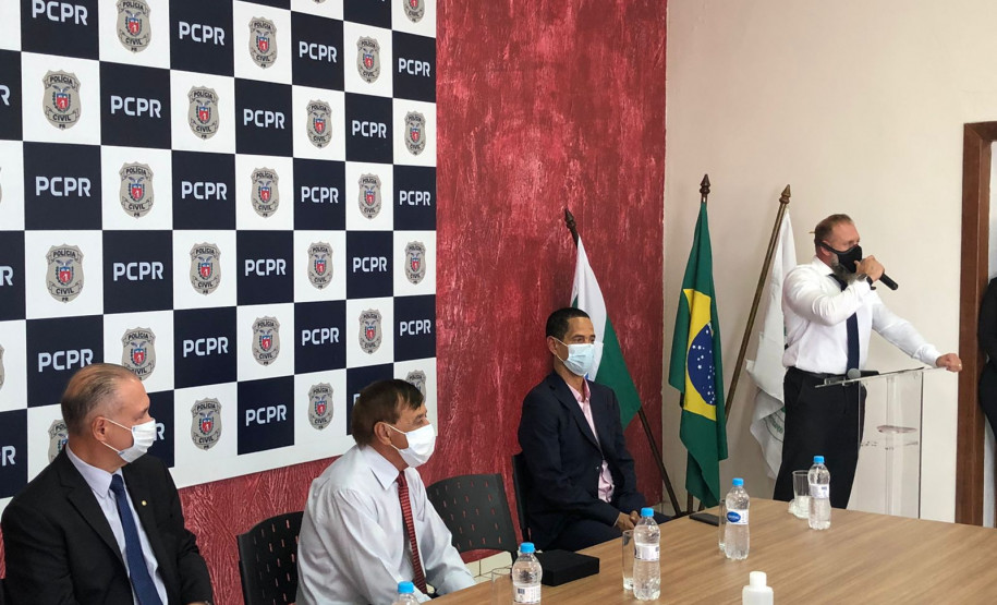 PCPR homenageia escrivão mais velho na ativa em todo país