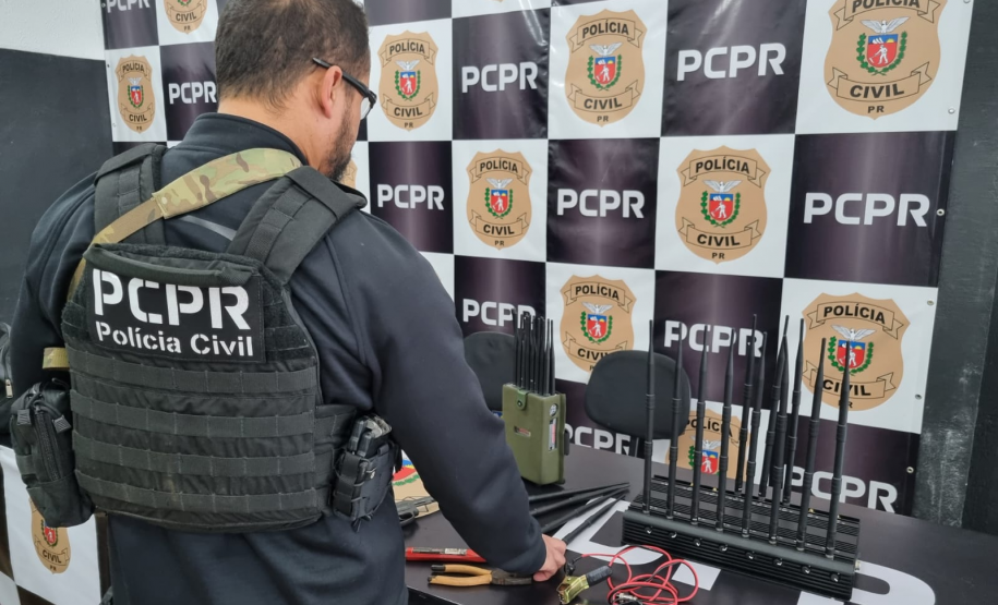 PCPR e PRF prendem 19 pessoas em operação contra organização criminosa envolvida em pelo menos 12 roubos de carga