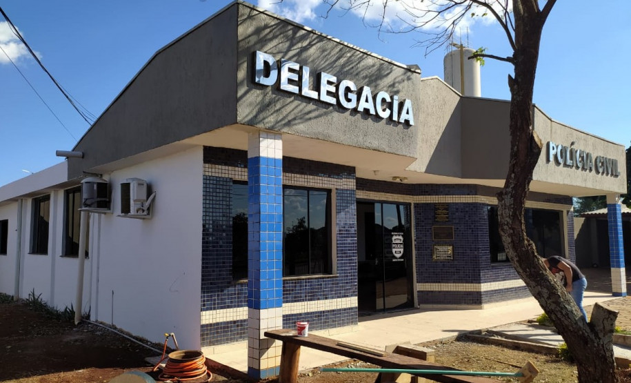 Predio da delegacia em reforma