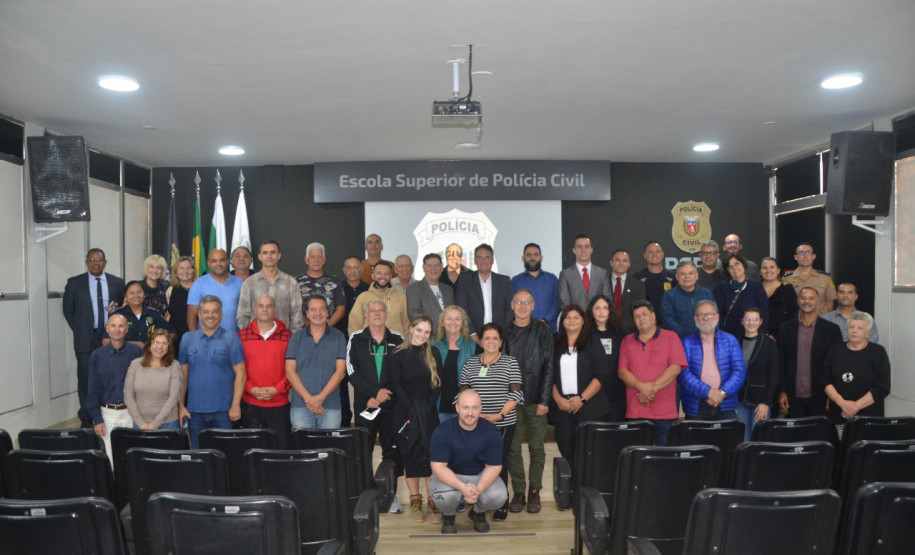 PCPR realiza seminário integrado com agentes da segurança pública e Consegs em Curitiba