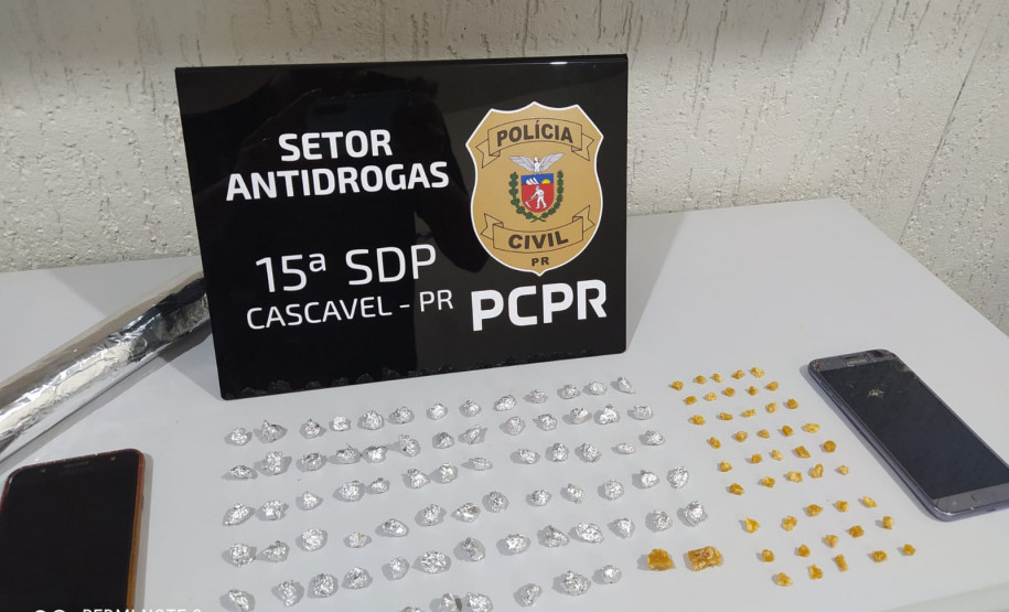 PCPR prende duas pessoas em flagrante por tráfico de drogas e apreende 123 pedras de crack