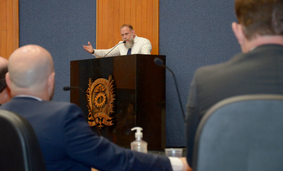 PCPR realiza entrega de medalhas para servidores da Região Metropolitana de Curitiba