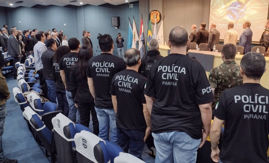 PCPR realiza entrega de medalhas para servidores da Região Metropolitana de Curitiba