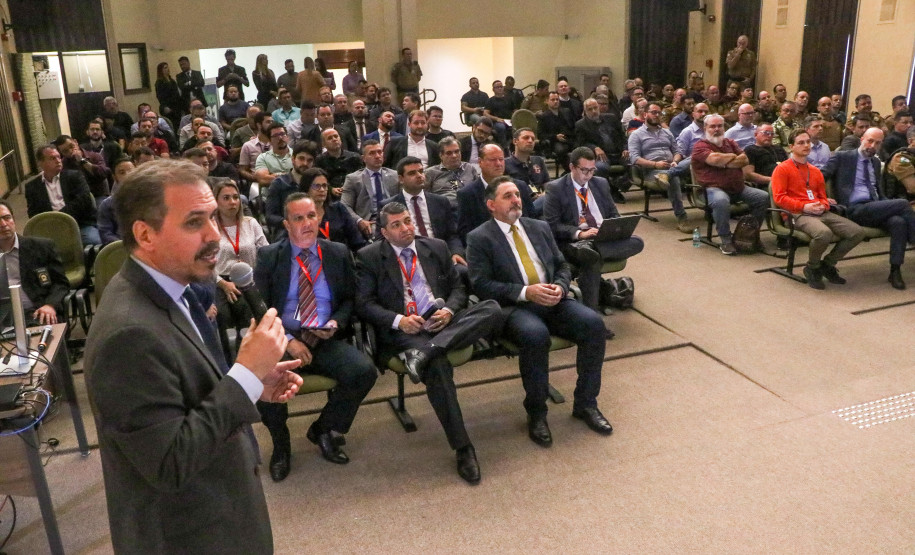 Segurança promove workshop para discutir combate a crimes na área de telecomunicações