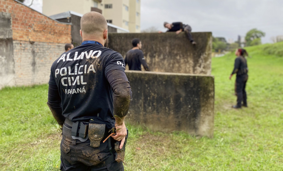 Alunos em aula prática externa