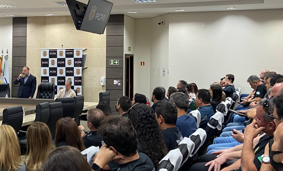 PCPR realiza entrega de medalhas para servidores da Região Metropolitana de Curitiba