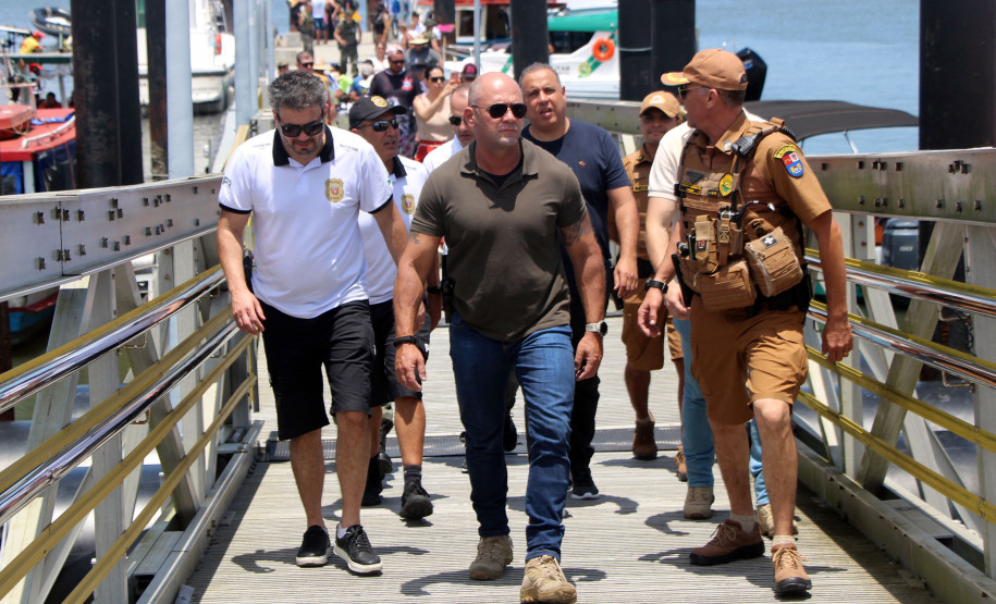 Secretaria da Segurança Pública acompanha ações do verão em Guaratuba e na Ilha do Mel