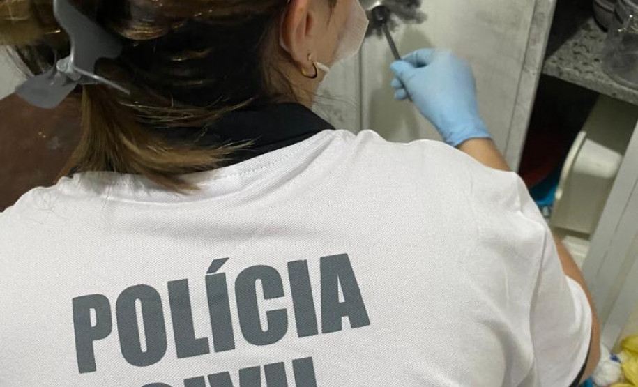 PCPR realiza perícia papiloscópica em local de crime em Matinhos