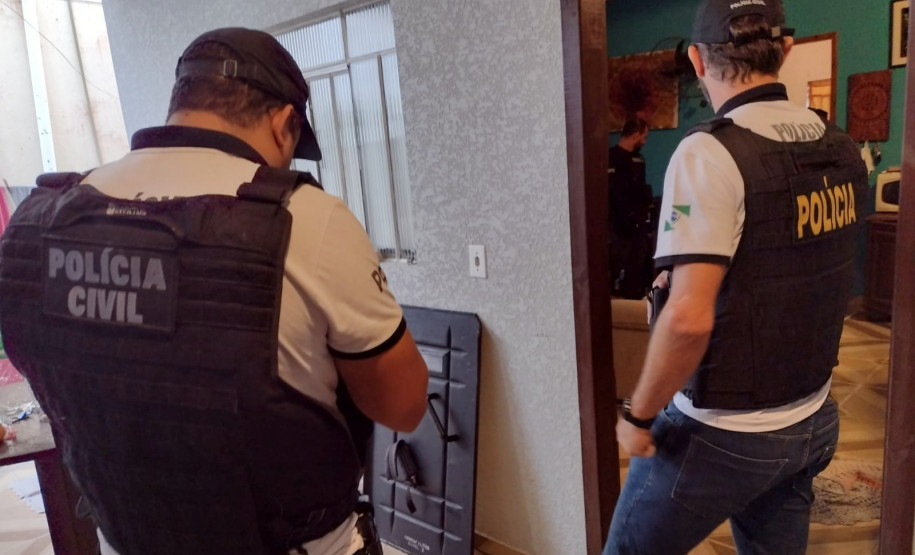 PCPR prende três suspeitos de homicídio ocorrido em Pontal do Paraná