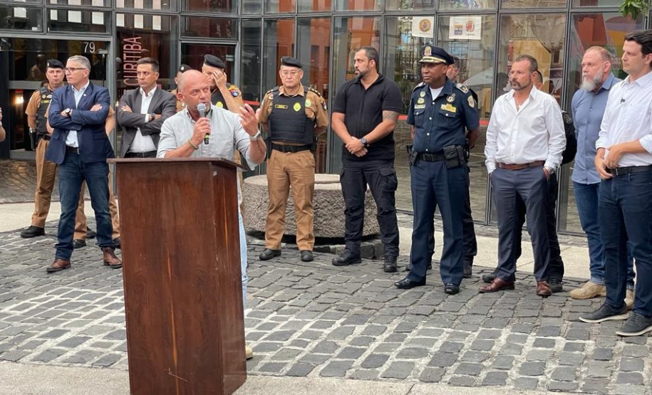 Estado e prefeitura de Curitiba lançam operação para intensificar policiamento estratégico