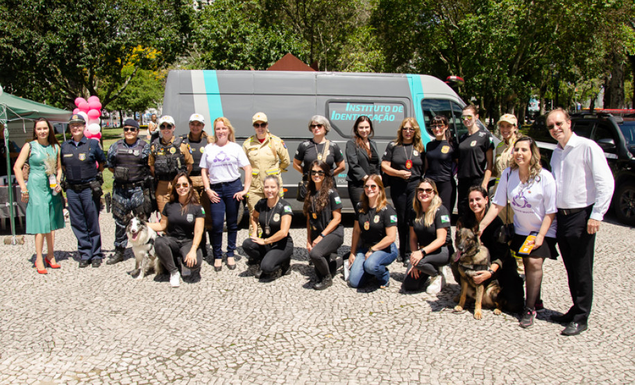 PCPR realiza evento Mulheres em Ação na praça Rui Barbosa em Curitiba