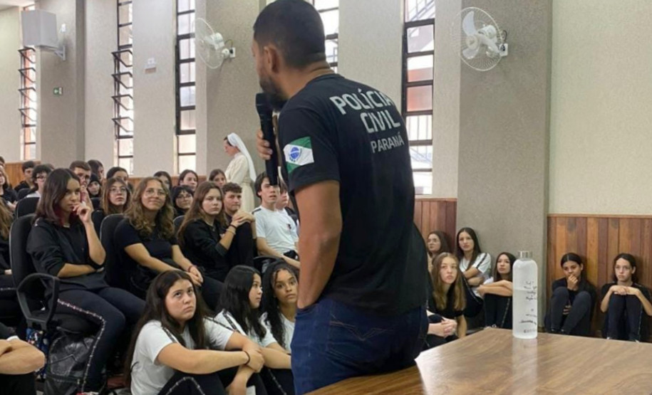 PCPR realiza palestra educativa em colégio de Campo Largo