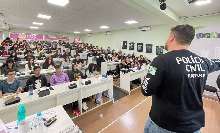 PCPR ministra palestra sobre crimes cibernéticos em Araucária