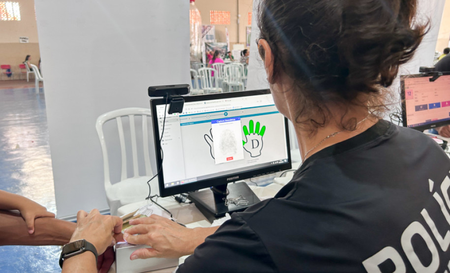 PCPR confecciona mais de 650 carteiras de identidade durante Paraná em Ação em Sertaneja