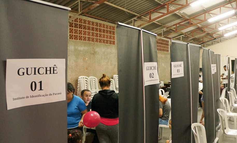 PCPR confecciona 284 carteiras de identidade durante PCPR na Comunidade em Curitiba