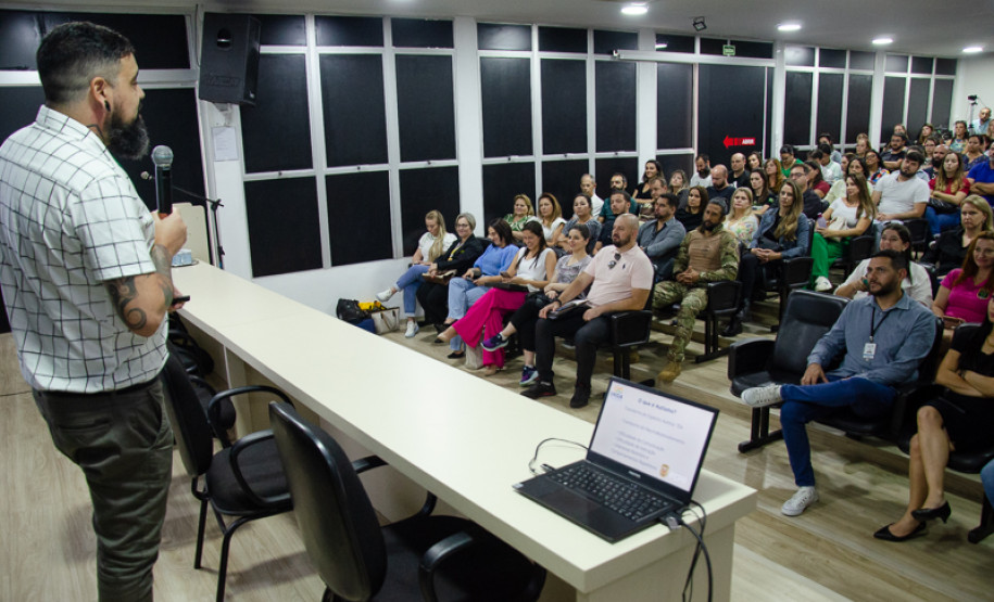 PCPR promove palestra de capacitação para atendimento a autistas